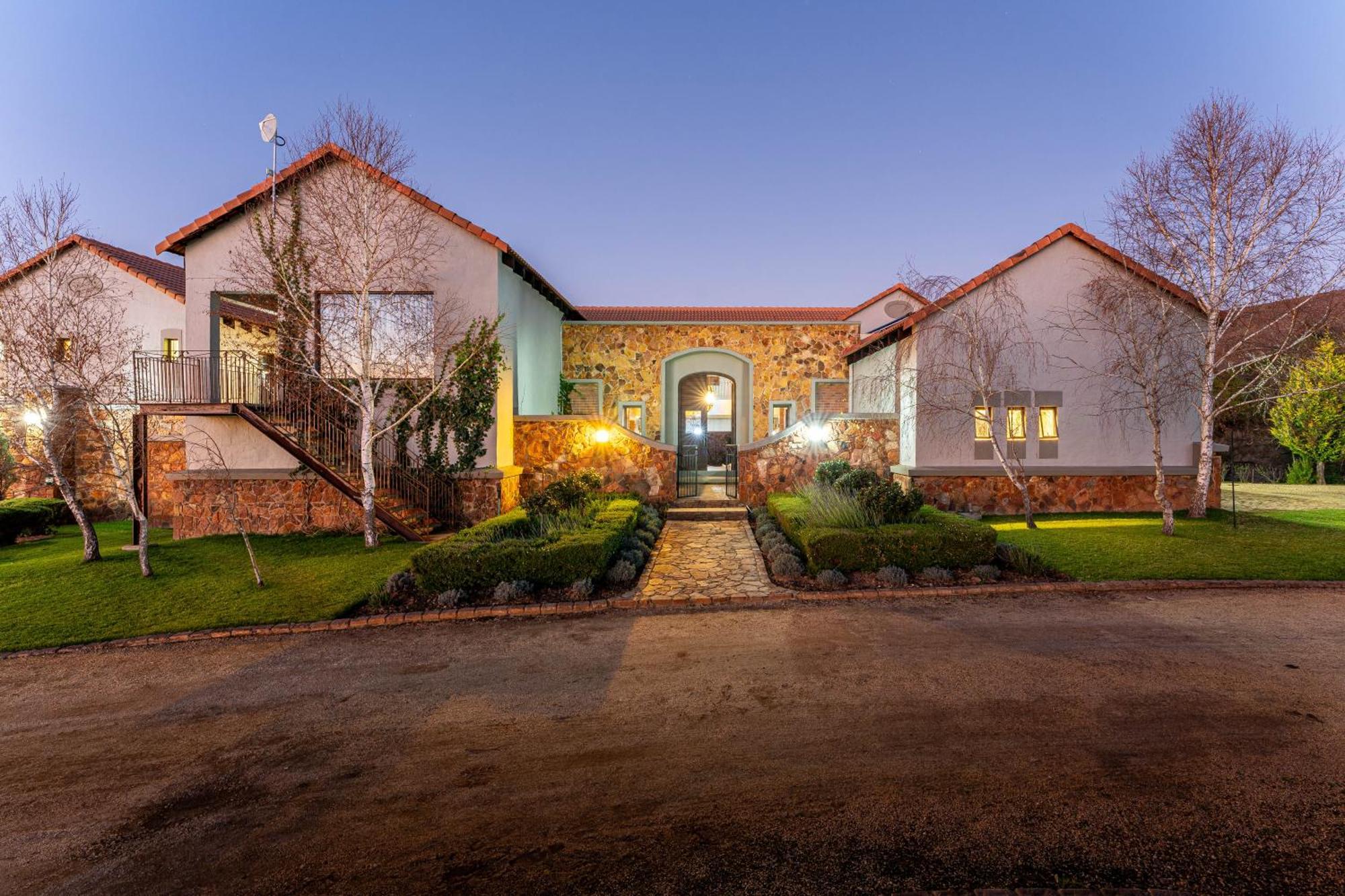 Вилла Mount High Luxury Country Estate Машишинг Экстерьер фото